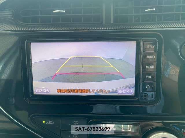 Toyota AQUA 2018-07 389322-15