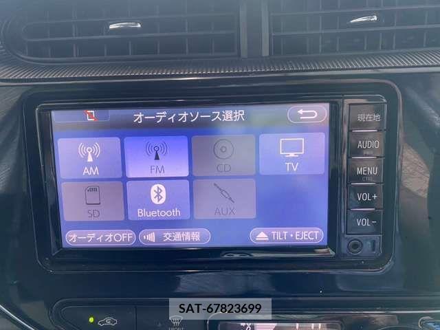 Toyota AQUA 2018-07 389322-14