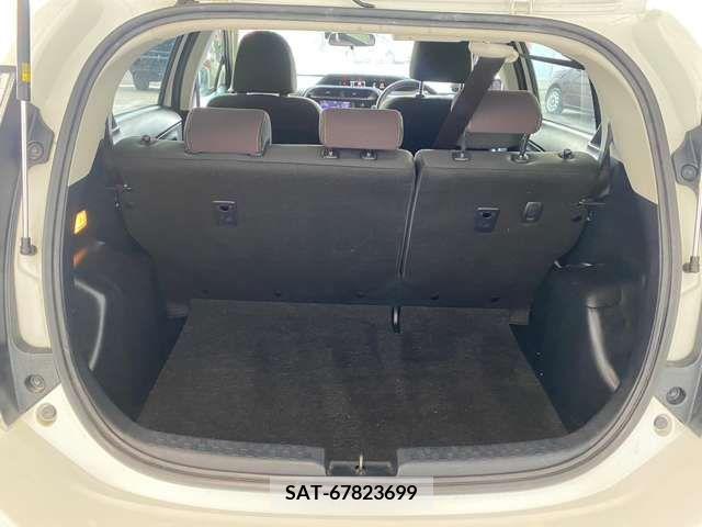 Toyota AQUA 2018-07 389322-8