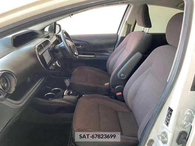 Toyota AQUA 2018-07 389322-6