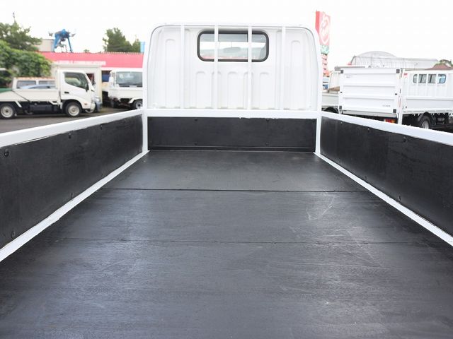 Mitsubishi CANTER 2017-05 180661-8