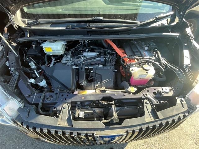 Toyota ESQUIRE 2015-03 25493-26