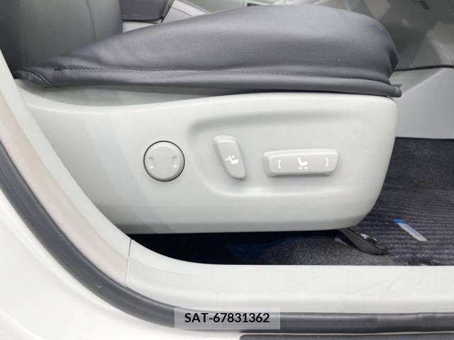 Toyota PRIUS 2012-01 384865-10