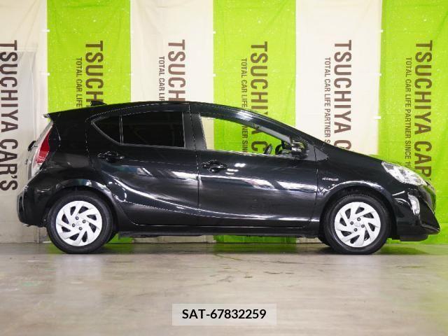 Toyota AQUA 2016-03 389365-18