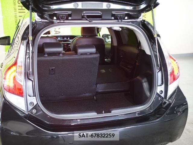 Toyota AQUA 2016-03 389365-22