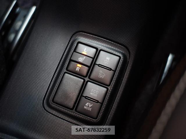 Toyota AQUA 2016-03 389365-16