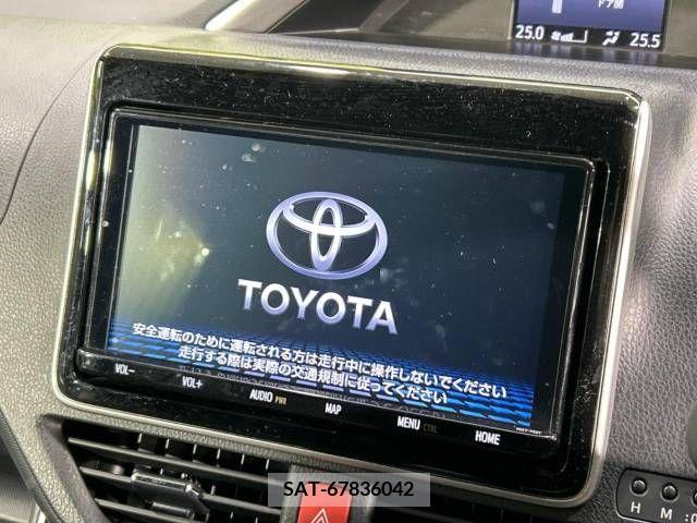 Toyota VOXY 2019-09 215997-2