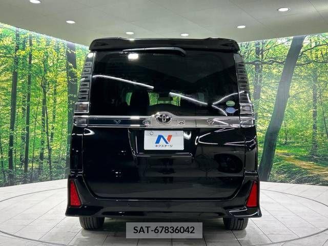 Toyota VOXY 2019-09 215997-15