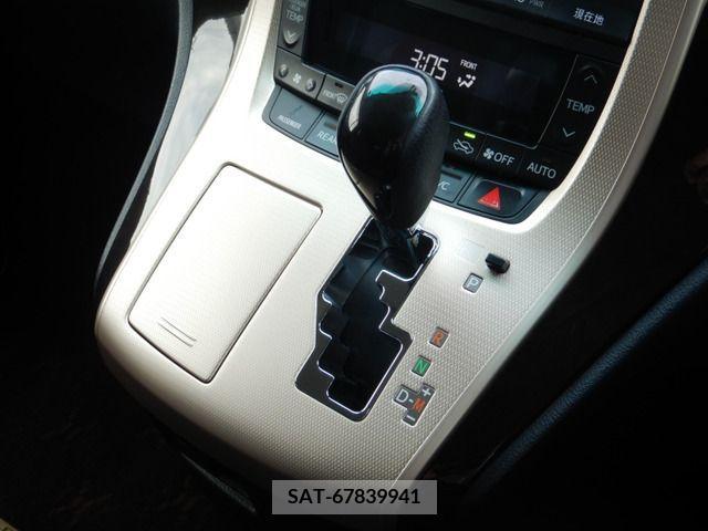 Toyota ALPHARD 2015-01 213537-12