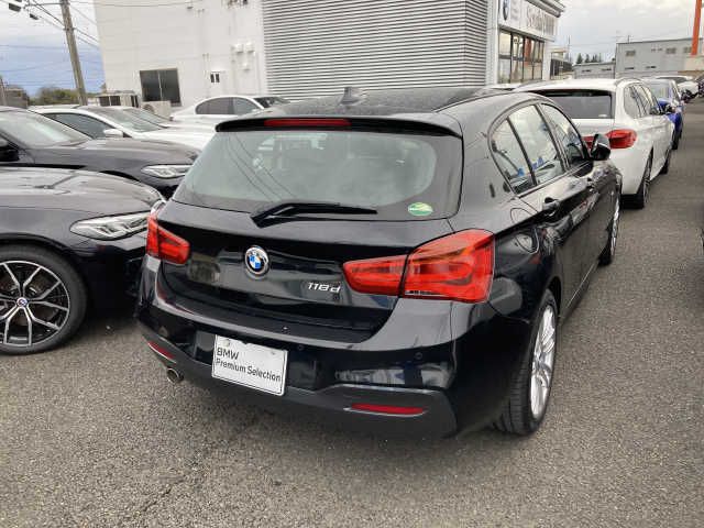 Bmw 1 SERIES 2017-10 28039-2