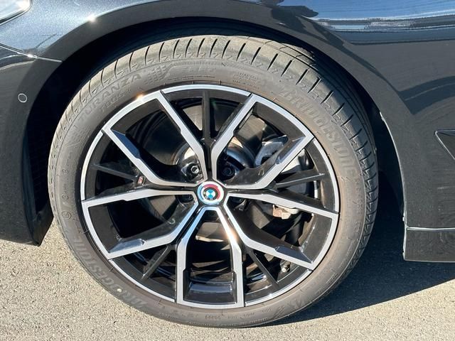 Bmw 5 SERIES 2023-03 184346-11