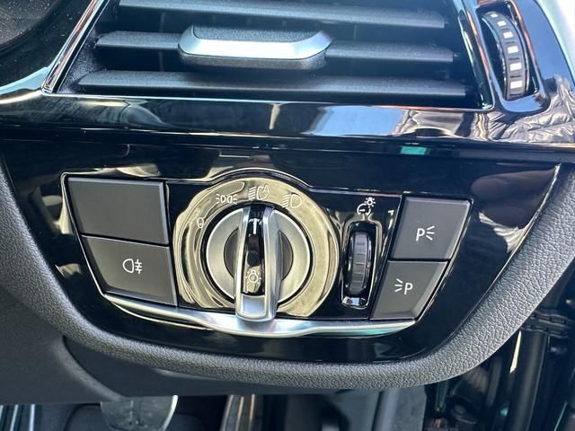 Bmw 5 SERIES 2023-03 184346-18