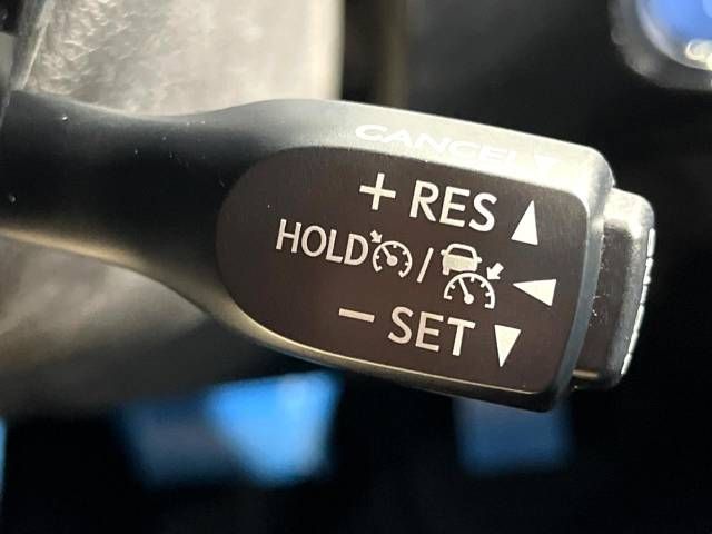 Toyota PRIUS 2019-05 24233-5