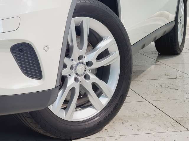 Mercedes Benz GLA-CLASS 2017-03 15857-9
