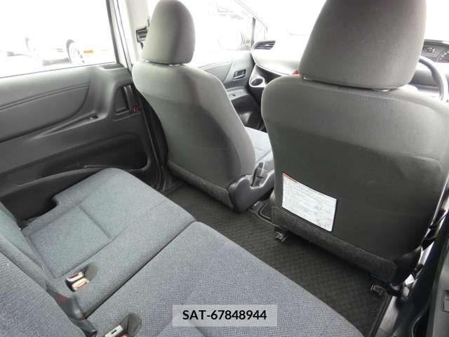 Toyota SIENTA 2017-01 381415-21