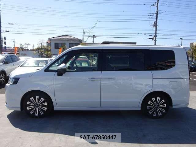 Honda e 2022-08 387046-3