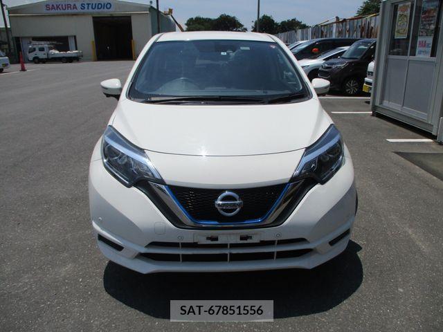Nissan NOTE 2017-06 305388-3