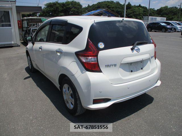 Nissan NOTE 2017-06 305388-2