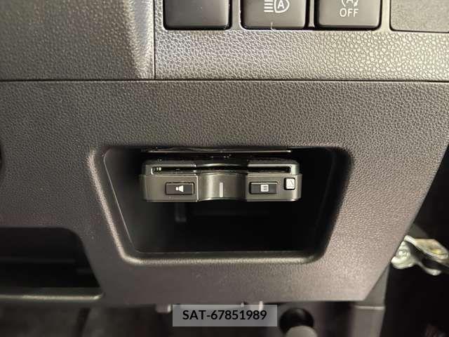 Daihatsu TANTO CUSTOM 2017-02 208235-16