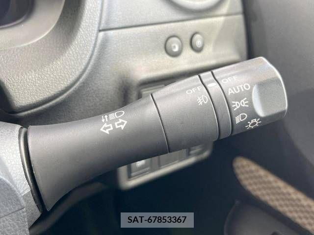 Nissan NOTE 2015-11 385135-6