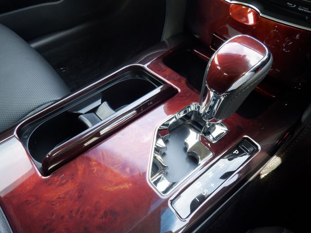 Toyota CROWN MAJESTA 2016-07 8216-14