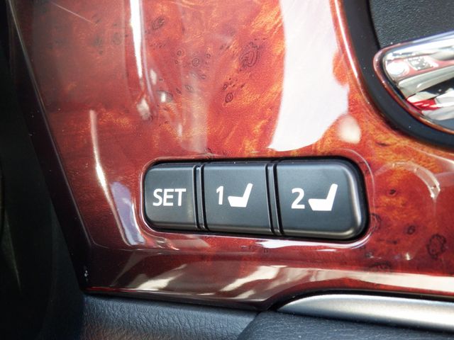 Toyota CROWN MAJESTA 2016-07 8216-7