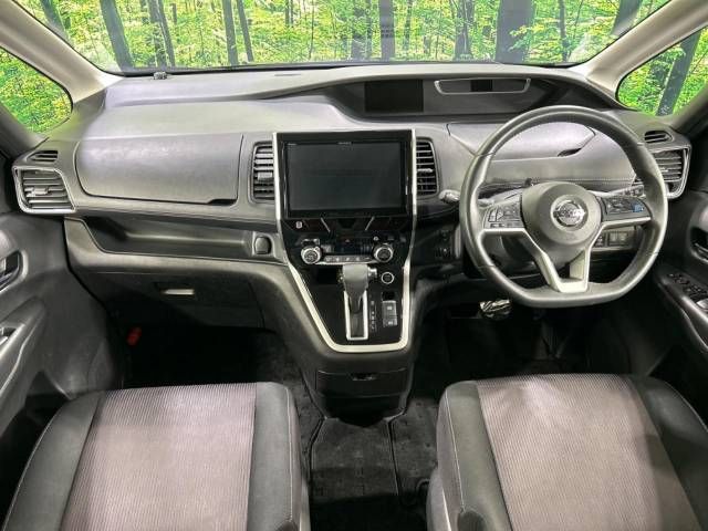 Nissan SERENA 2017-09 194013-1