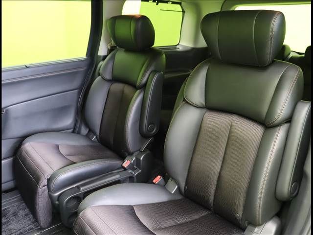 Nissan ELGRAND 2016-06 192891-28