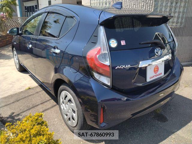 Toyota AQUA 2018-03 261103-1