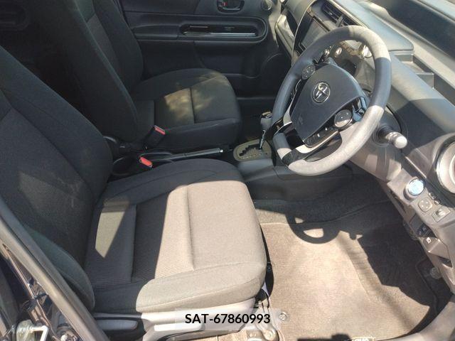 Toyota AQUA 2018-03 261103-5