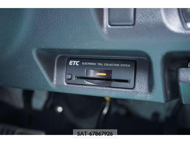Nissan SKYLINE COUPE 2010-03 285284-13