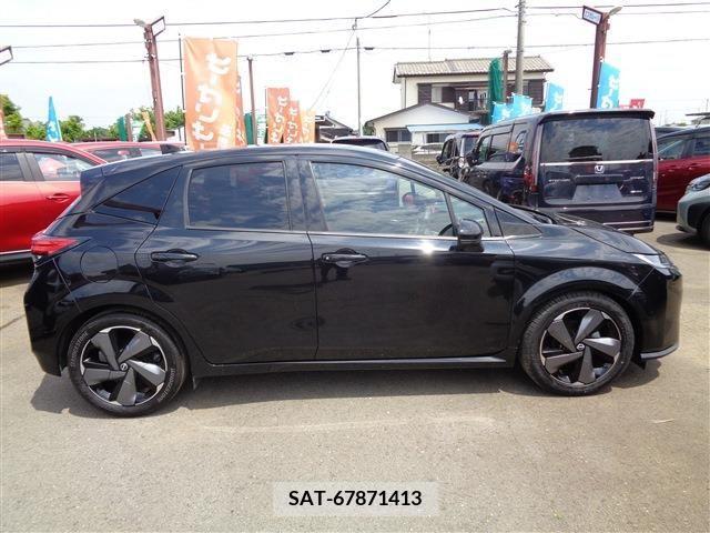 Nissan AURA 2023-01 261489-2