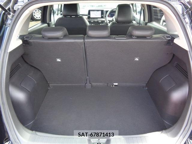 Nissan AURA 2023-01 261489-12