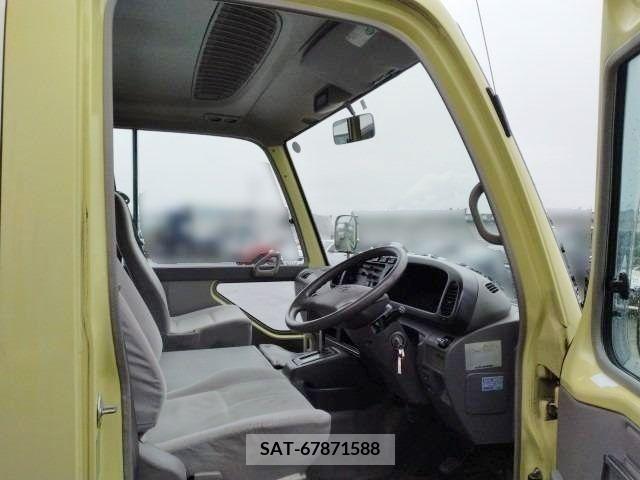 Toyota COASTER 2007-04 215874-12