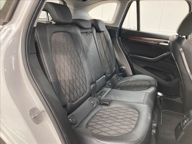 Bmw X1 2020-07 13412-12