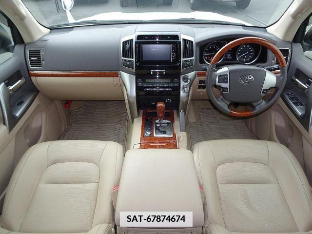 Toyota LAND CRUISER 2013-04 373538-3
