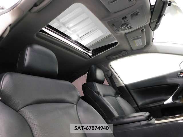 Lexus IS 2008-11 275441-6