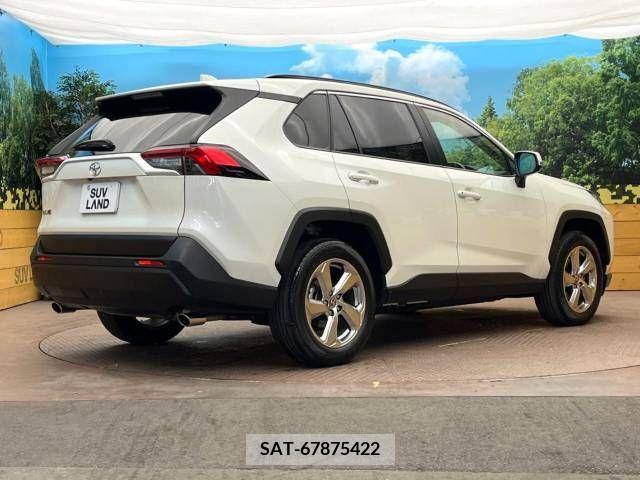Toyota RAV4 2021-03 282747-17