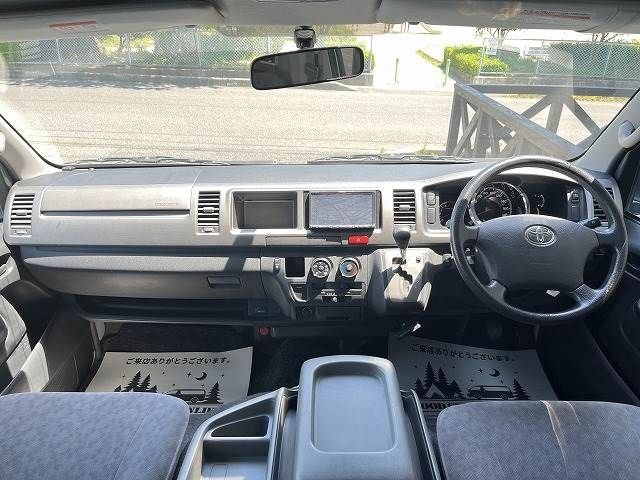 Toyota HIACE WAGON 2008-11 196385-1