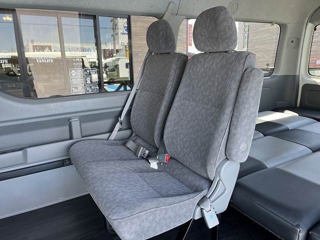 Toyota HIACE WAGON 2008-11 196385-8