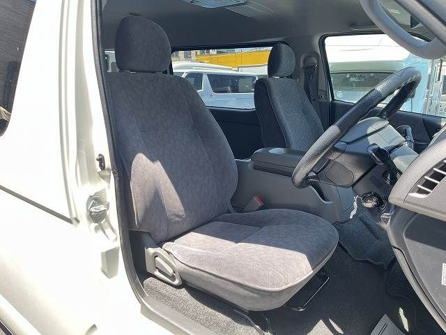 Toyota HIACE WAGON 2008-11 196385-7