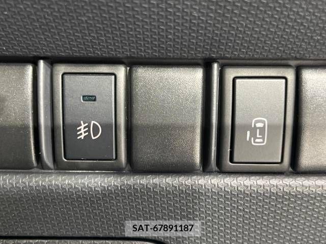 Suzuki SOLIO 2012-03 368409-4