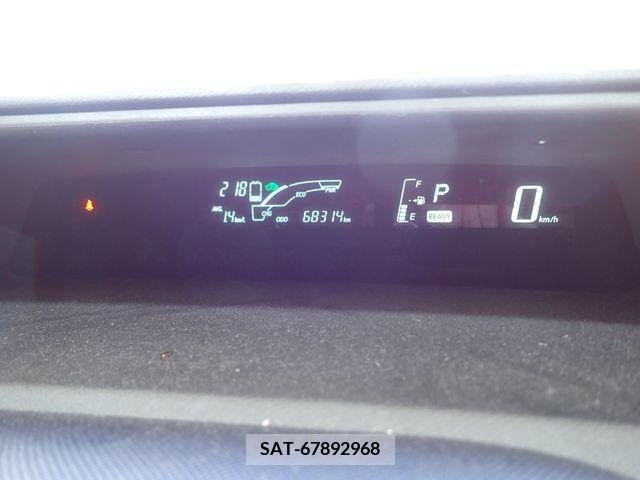 Toyota AQUA 2017-03 260605-13