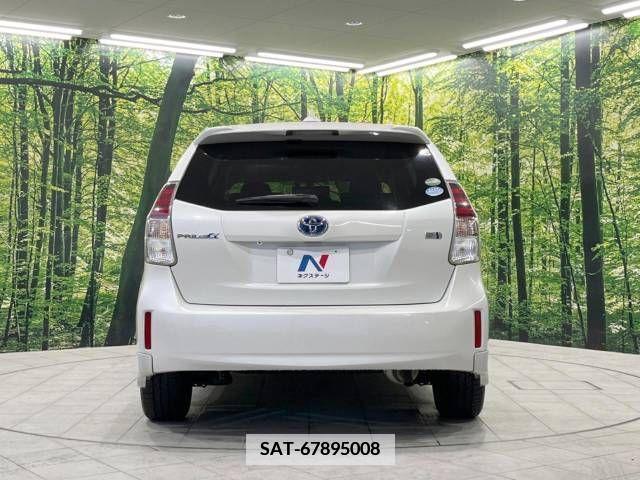 Toyota PRIUS ALPHA 2015-05 382833-15