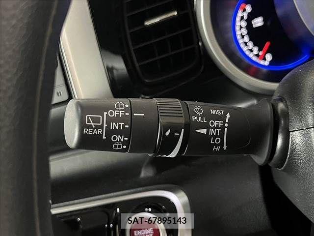 Honda N BOX CUSTOM 2017-05 383403-27