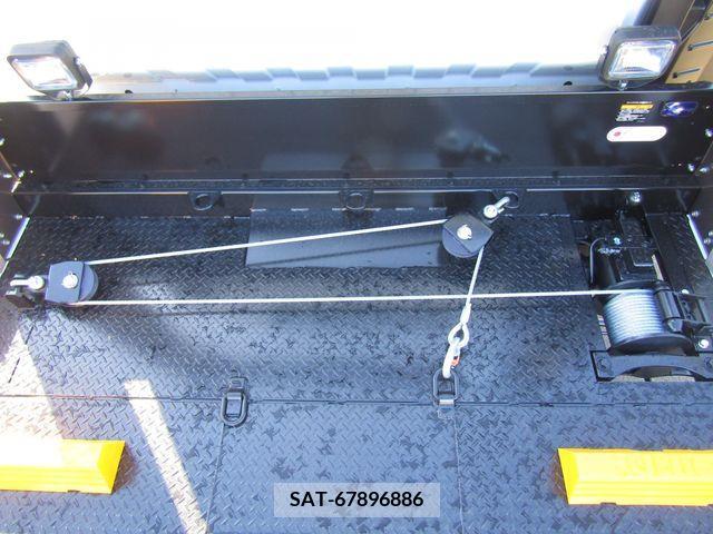 Mazda TITAN 2024-02 231194-16