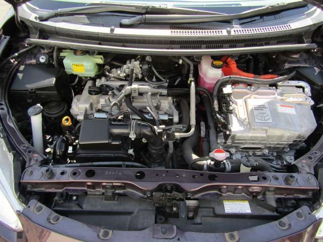 Toyota AQUA 2016-08 181752-19