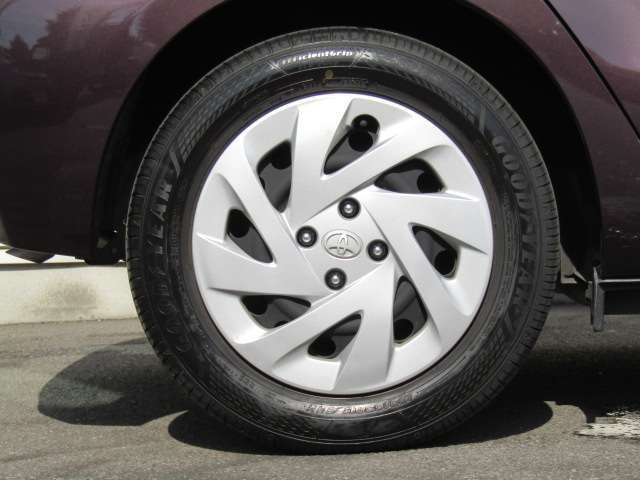 Toyota AQUA 2016-08 181752-8