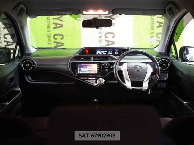 Toyota AQUA 2015-05 260538-2