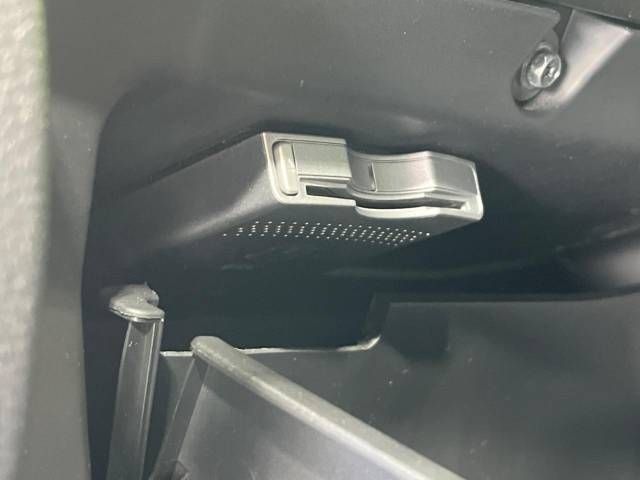 Honda VEZEL 2014-02 14806-6